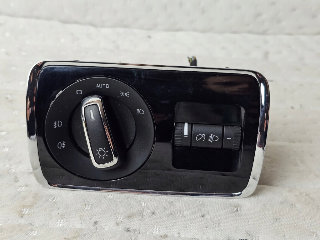 фото №1, Переключатель выключатель света skoda superb ii 3t0941431b