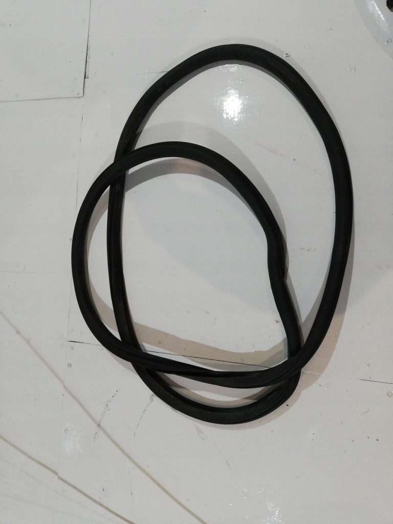 фото №1, Прокладка двері задня skoda superb ii 3t5867367