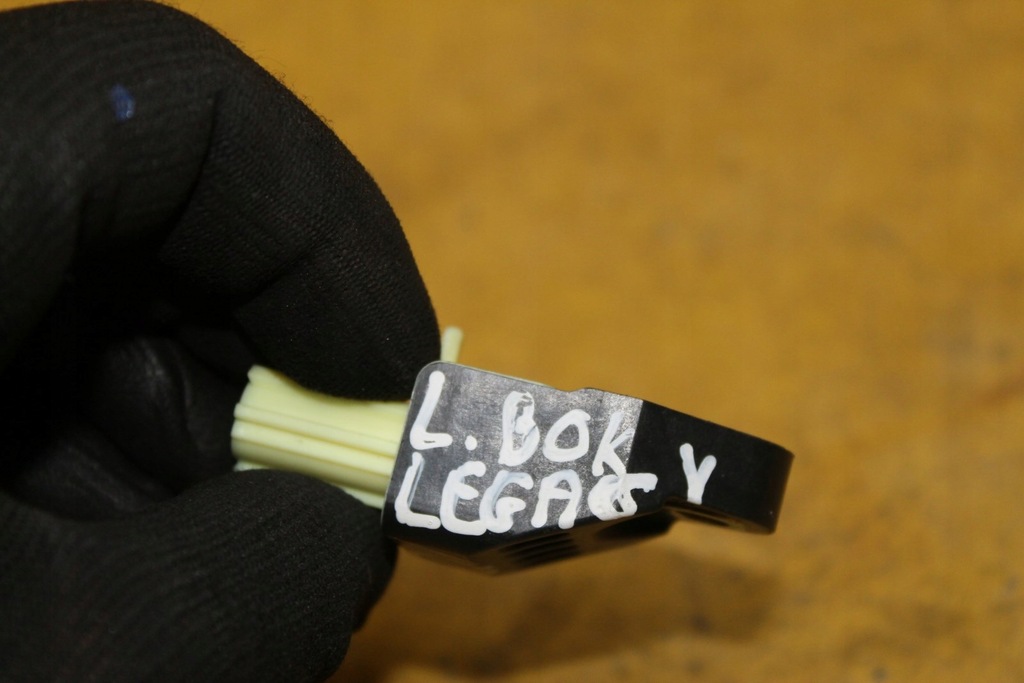 фото №6, Датчик удару лівий bok 98235ag070 legacy iv