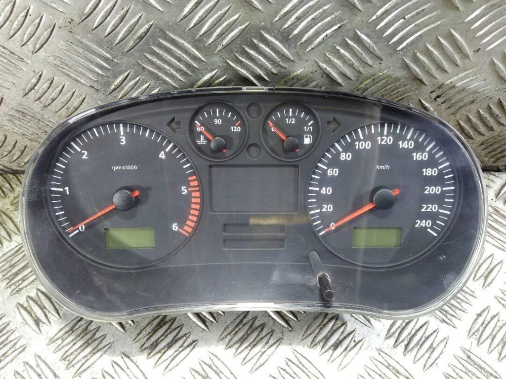 фото №1, Счетчик приборы seat leon 01m0920802d