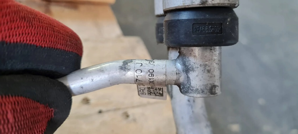 фото №2, Q5 8r шланг трубка кондиціонера 2.0 tdi 8r0260710j