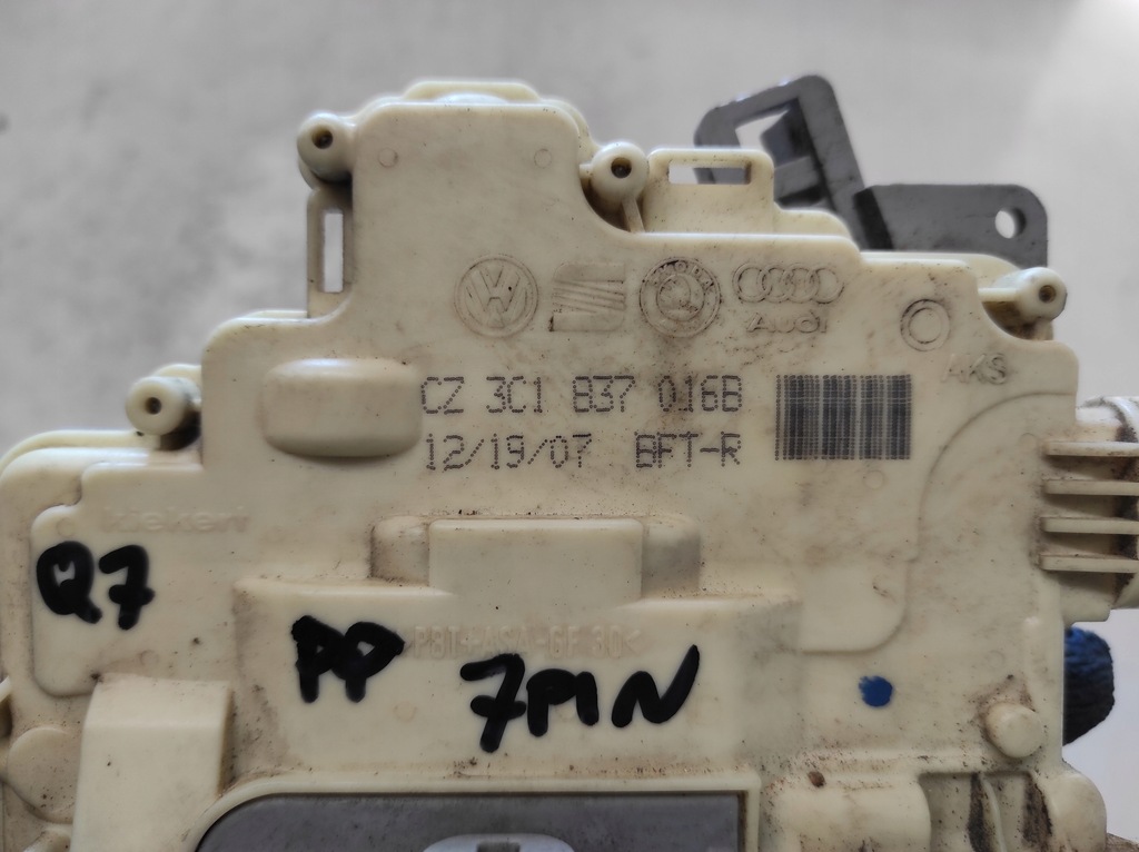 фото №5, Audi q7 4l 05- замок правый перед 9pin 3c1837016b