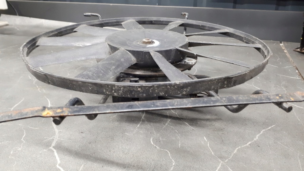 7700789730 вентилятор радиатора renault rapid 1.6d Доставка