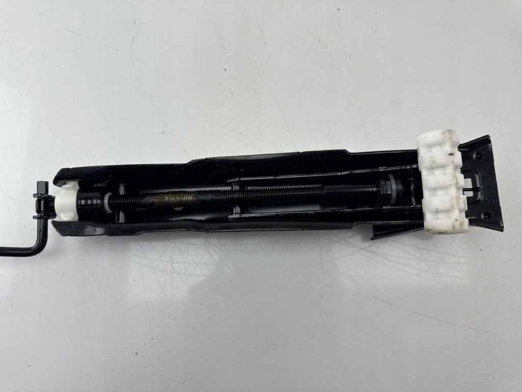 Audi a6 c7 2015 с задний домкрат автомобильный Недорого