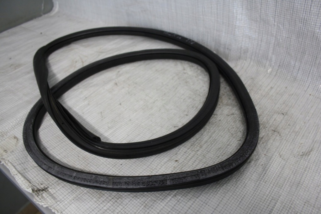 фото №6, Прокладка дверь задняя seat ibiza iii 3 версия 5 d 2002-2008