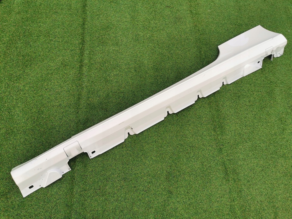 Mercedes c klasa 205 купе amg молдинг порог левая Киев