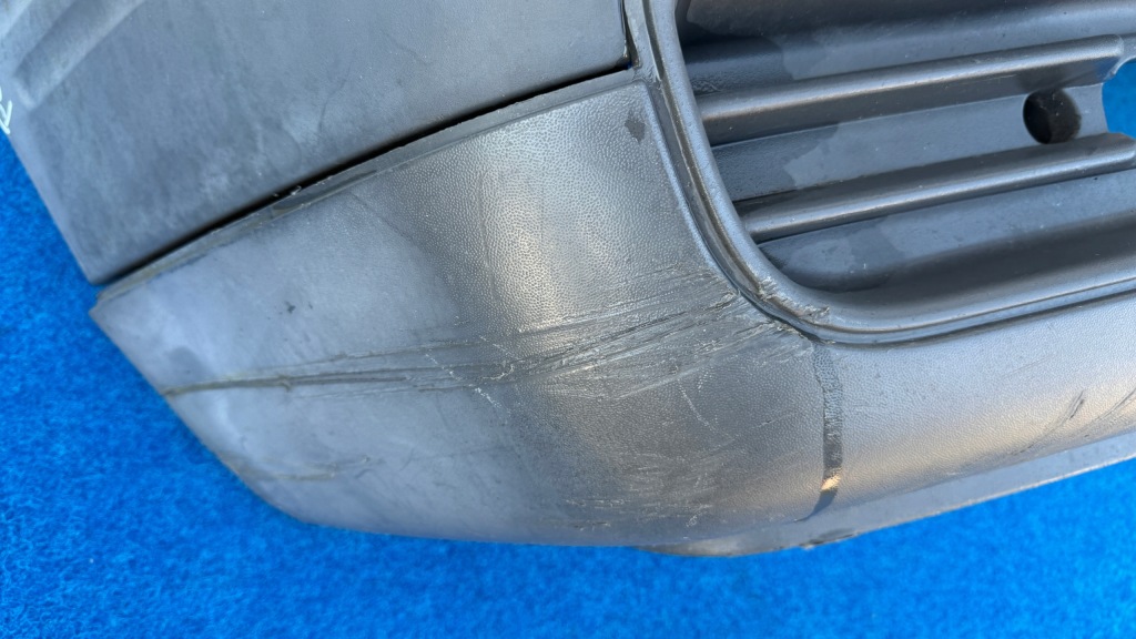 Seat arosa 97-01 rok бампер перед 6h0807221a pc27 в Украине