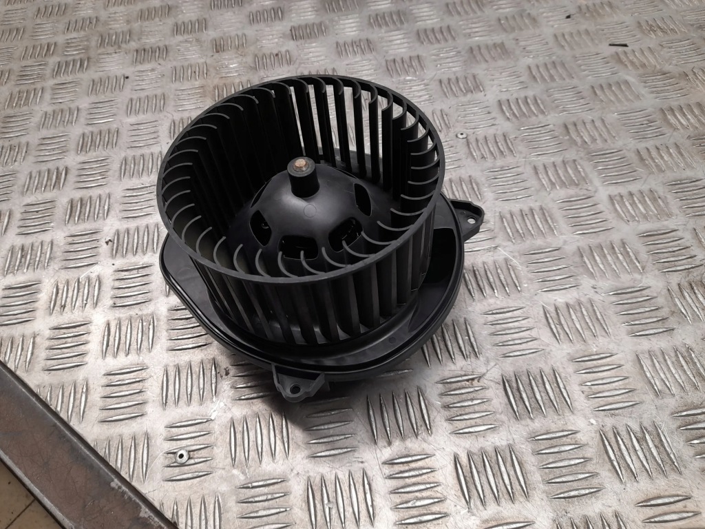 Mercedes-benz gl x166 t1015286s з передній вентилятор Недорого