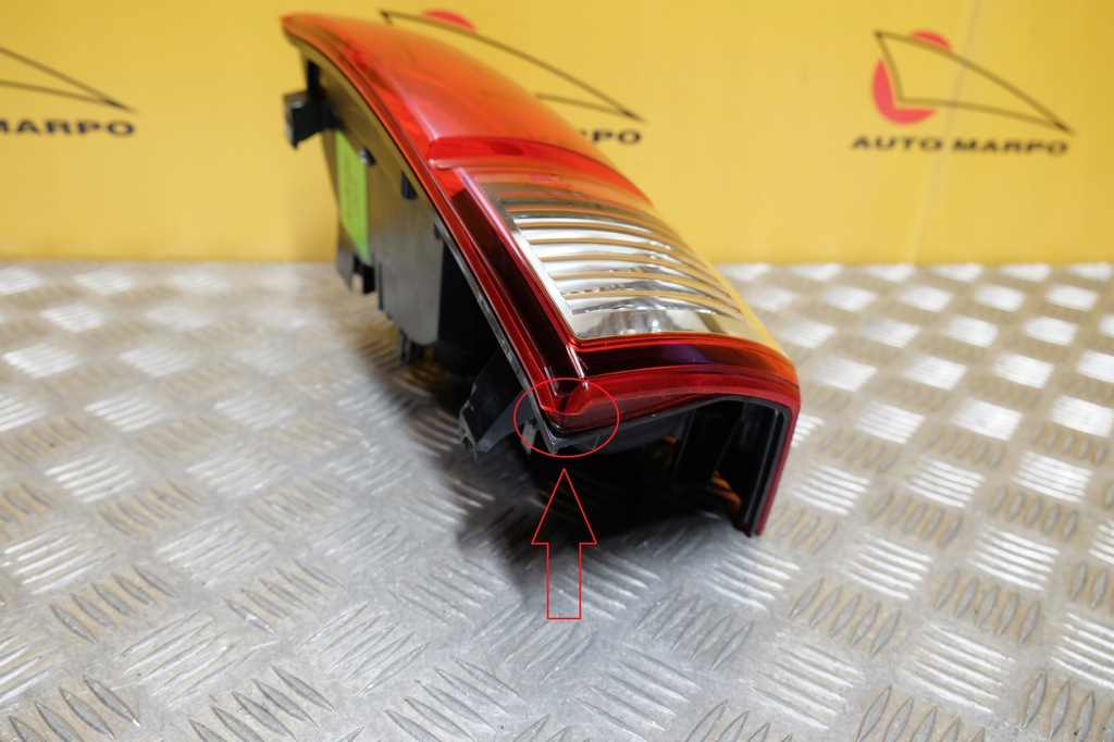 фото №7, Toyota tacoma 2016- лампа задняя r usa