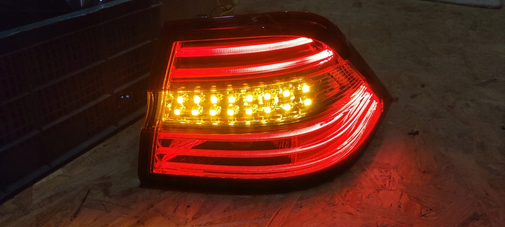 фото №11, Лампа задняя правая mercedes ml w166