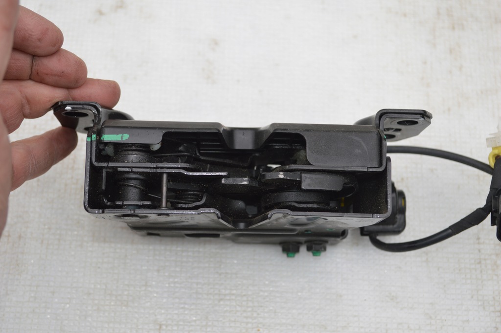 фото №6, Замок капот hyundai tucson iii