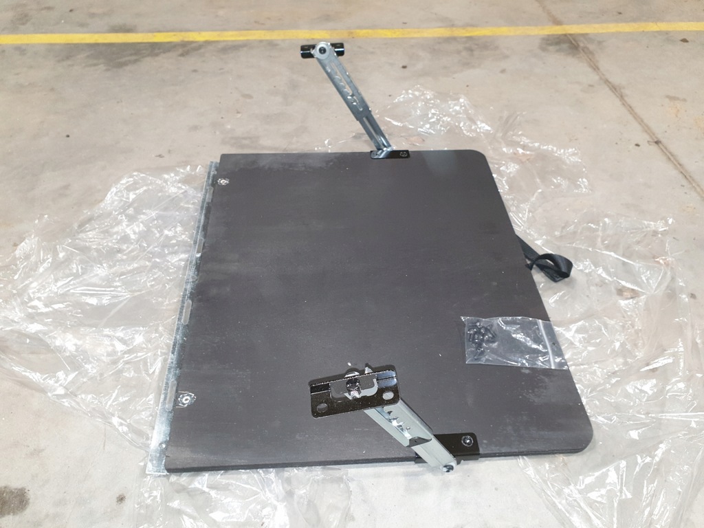 фото №1, Actros mp4 подголовник podgłówek кровать нижний