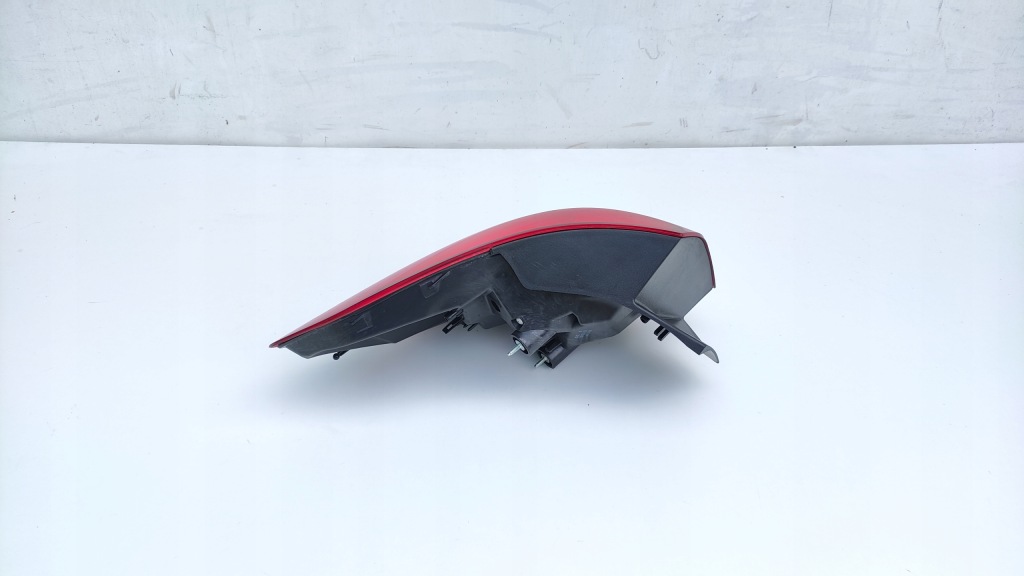 Opel astra iv j универсал лампа правый задний  задняя заменитель lt13 Недорого