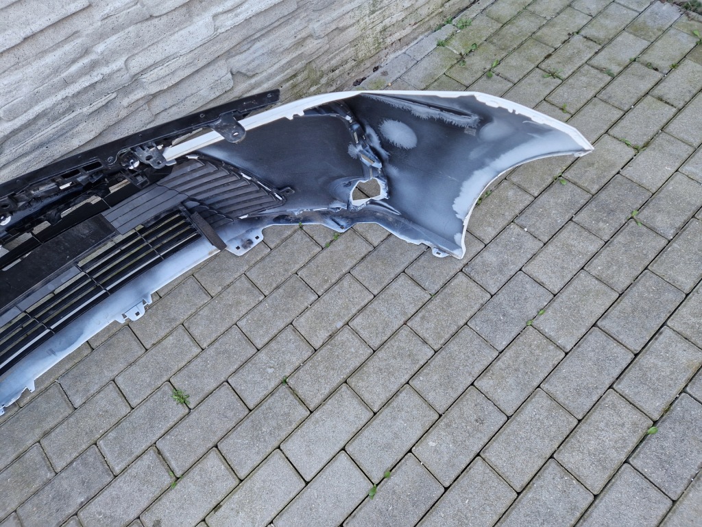 фото №13, Бампер toyota corolla 2023 - e21 e210 sedan bez отверстий tcs-070