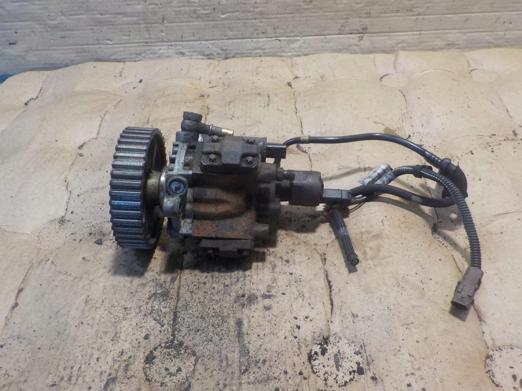 фото №1, Насос впрыскная citroen berlingo 2.0 hdi 9658195080 siemens