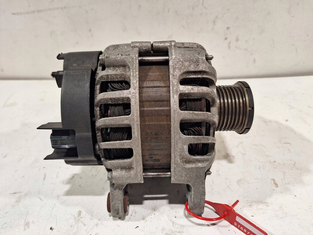 фото №2, Генератор 231006677r renault clio iv lift 0.9 tce 16-