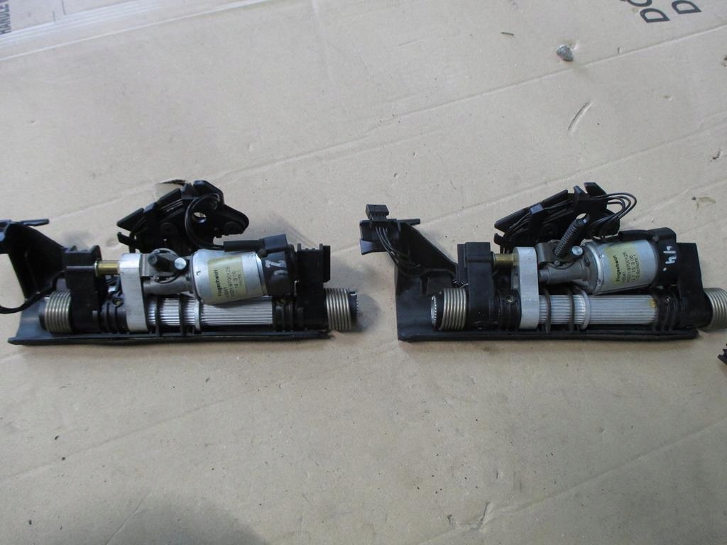 фото №1, Mercedes s w221 05- механізм складання підголівник