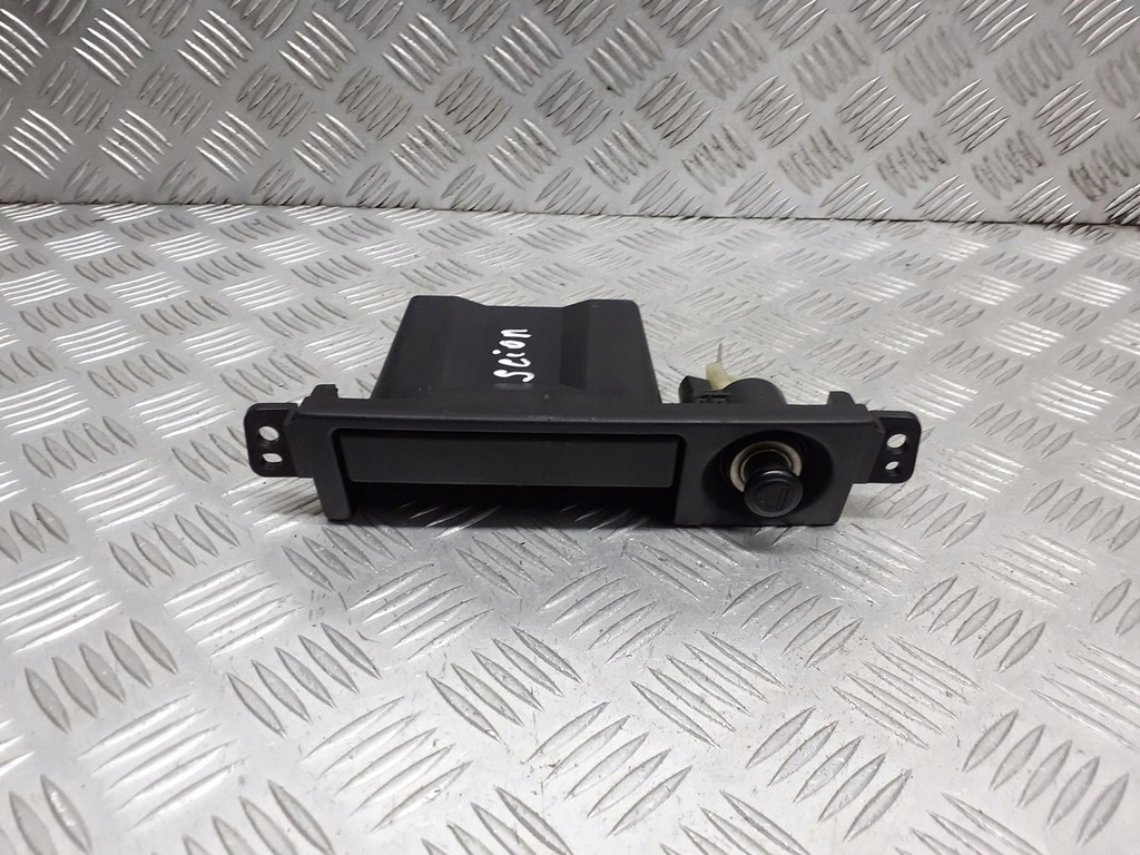 фото №1, Пепельница toyota scion 74111-52010