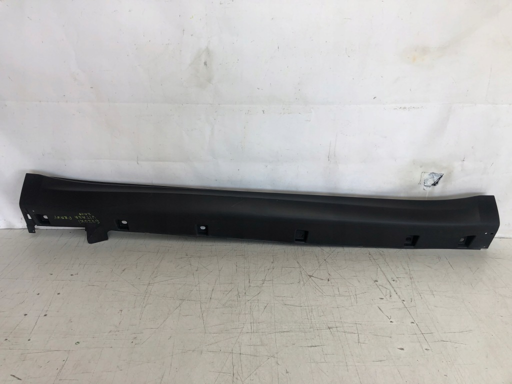 фото №1, Молдинг порог suzuki vitara iii 2015rok правая сторона