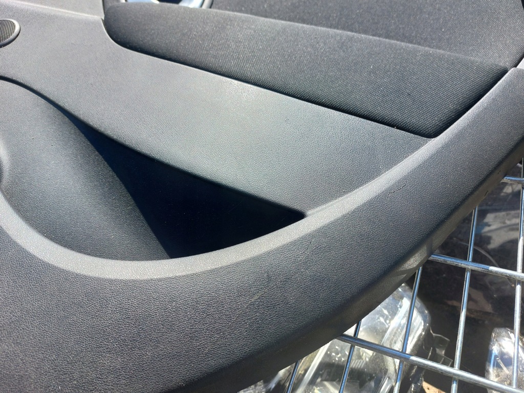 фото №4, Оббивка обшивка двері задня renault scenic iii 08-