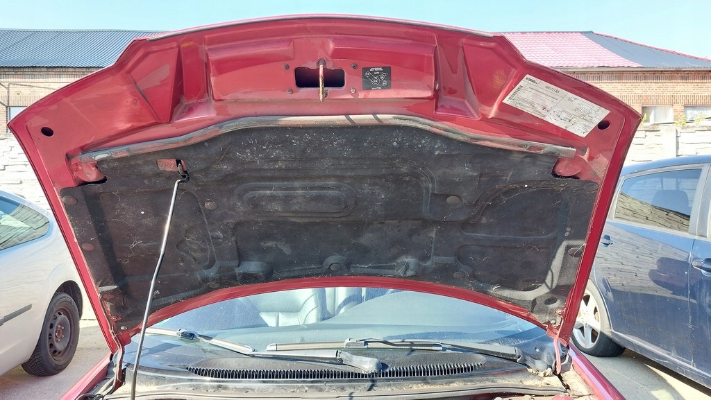 Chrysler stratus кабріолет  96-99 капот кришка ph2 Доставка