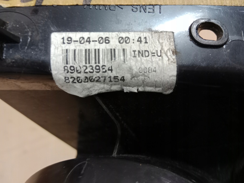 фото №3, Лампа задня задня права w бампер renault espace iv 4 8200027154