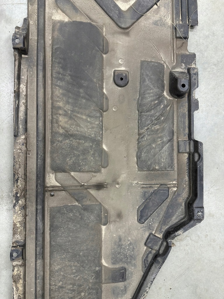 фото №10, Плита защита нижняя mercedes e klasa w213 a2136801509 правая оригинальный номер