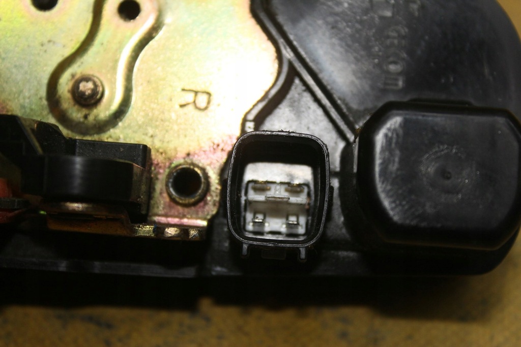 фото №5, Замок двері правий задня 4pin pacifica i