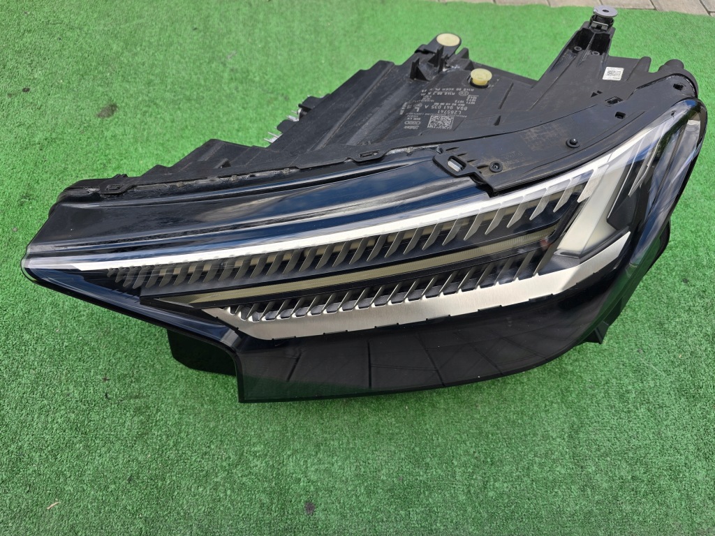 фото №1, Audi q4 e-tron 89a matrix лампа передняя kpl