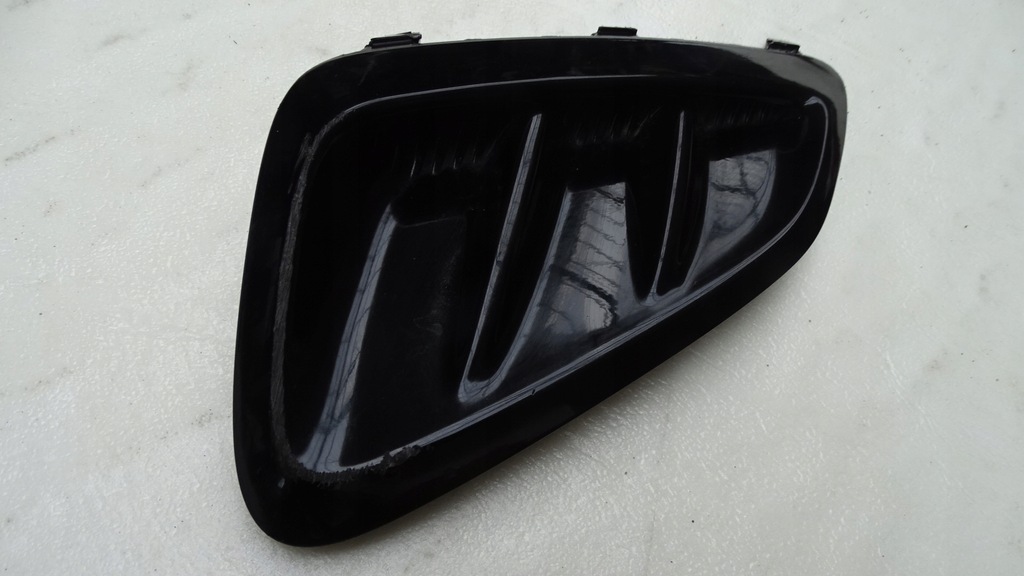 фото №1, Заглушка бампера права задня kombi kia ceed 2018 iii