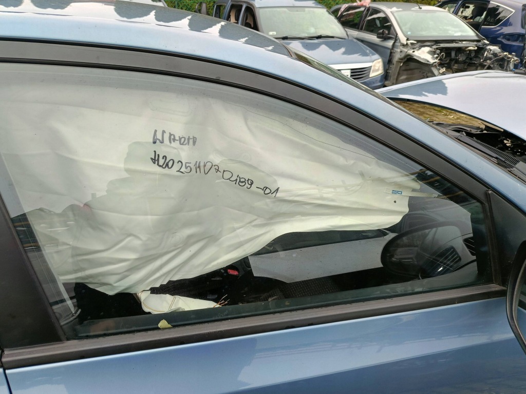 фото №1, Стекло правый перед hyundai i30 9d 07-11 hb