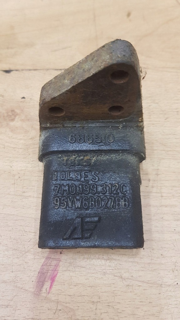 фото №1, Кронштейн кронштейн двигателя ford galaxy mk1 1.9 tdi