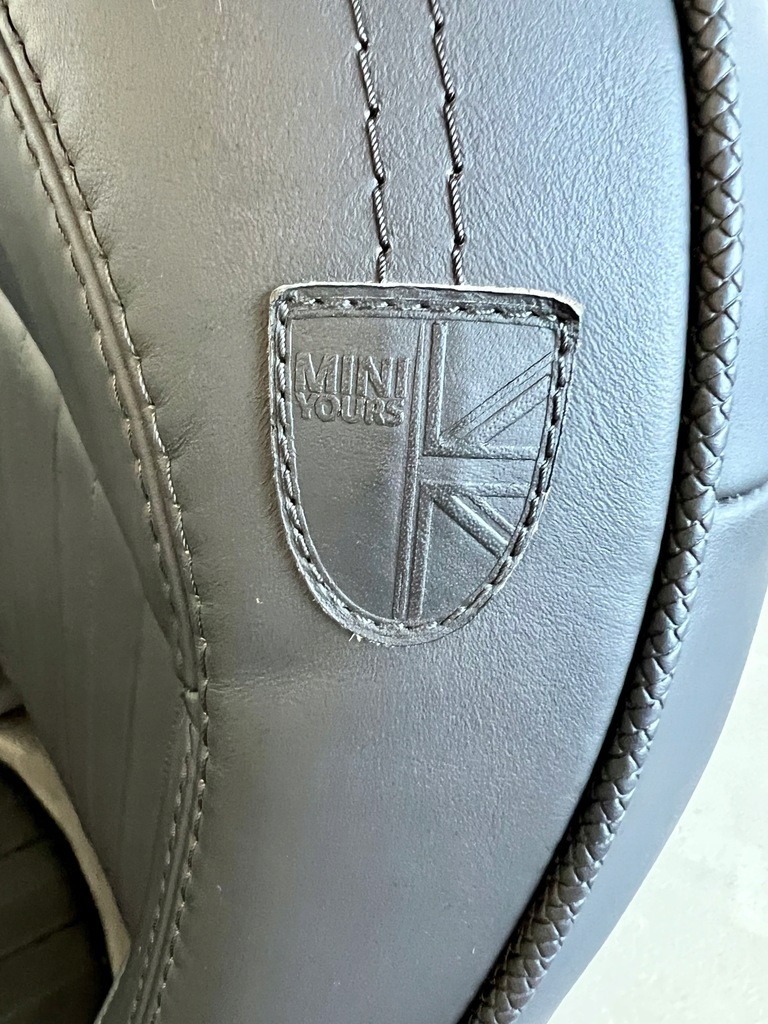 фото №11, Mini f56 сиденья сиденье заднее сиденье середина interior обшивки туннель полка jak nowe