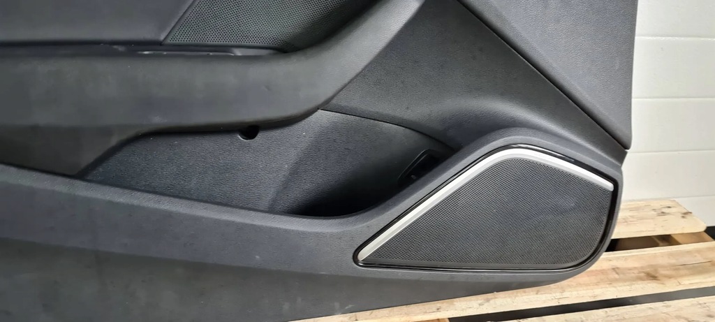 фото №12, S3 8v sedan a3 обшивка двері лівий перед шкіра bangolufsen 8v5867105