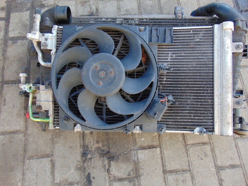 фото №1, Комплект радіатор opel astra h iii 1,9cdti 13129195