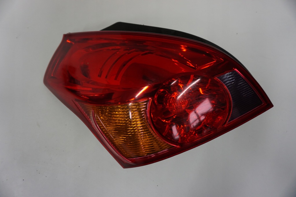 фото №1, Kia pro ceed i лампа ліва задня hella 735-01 2009rok 3двері