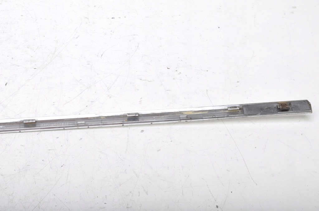 фото №6, Ford mondeo mk3 молдинг скло підвіконна лівий задня