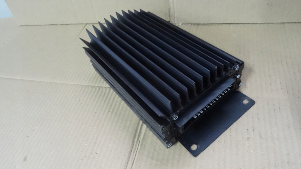 фото №1, Audi a8 d2 2.8 v6 усилитель радио 4d0035225