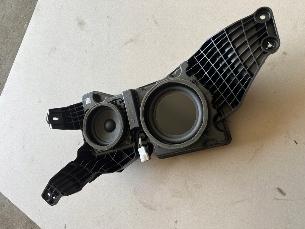 фото №1, Kia proceed 18- динамик сабвуфер труба harman 96380-j7200