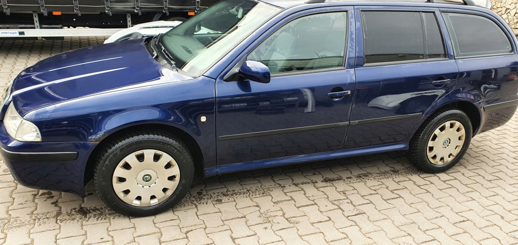 фото №1, Skoda octavia i дверь левый правый перед