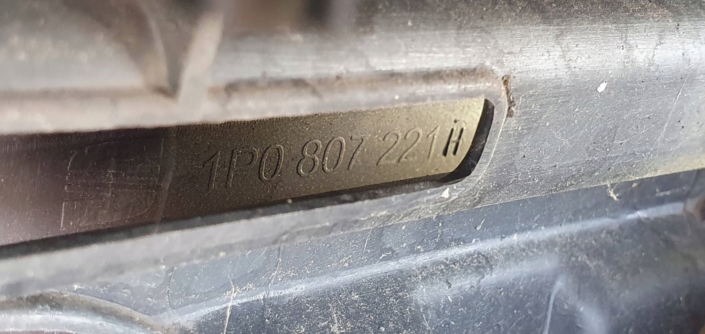 Seat leon 1p 05-09 бампер перед передний 1p0807221h Оригинал