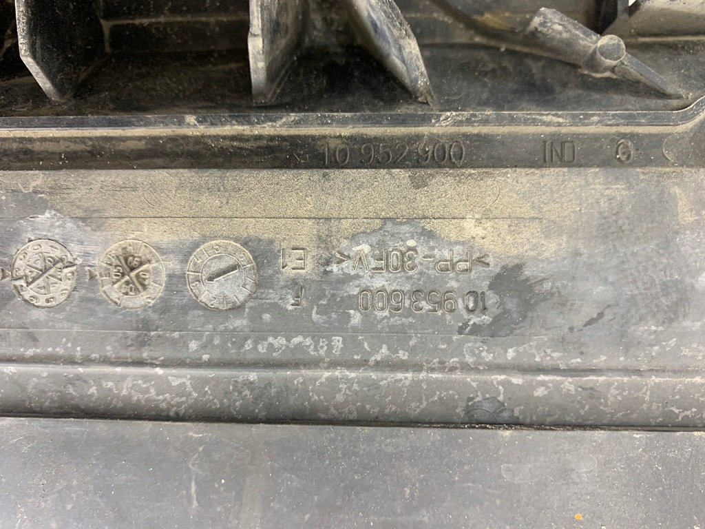 фото №11, Audi a6 c6 3.2 v6 fsi вентилятор радіатор + модуль вентилятора 4f0959501c