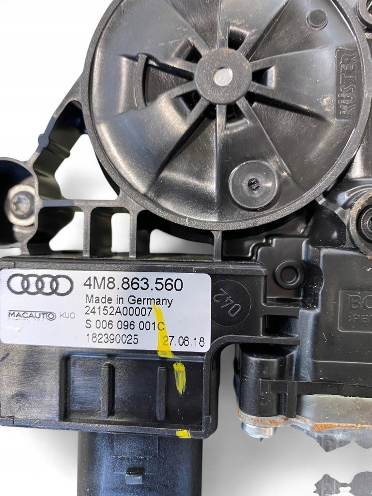 фото №10, Audi q8 2019 моторчик шторки безопасности стекло задний 4m8863560