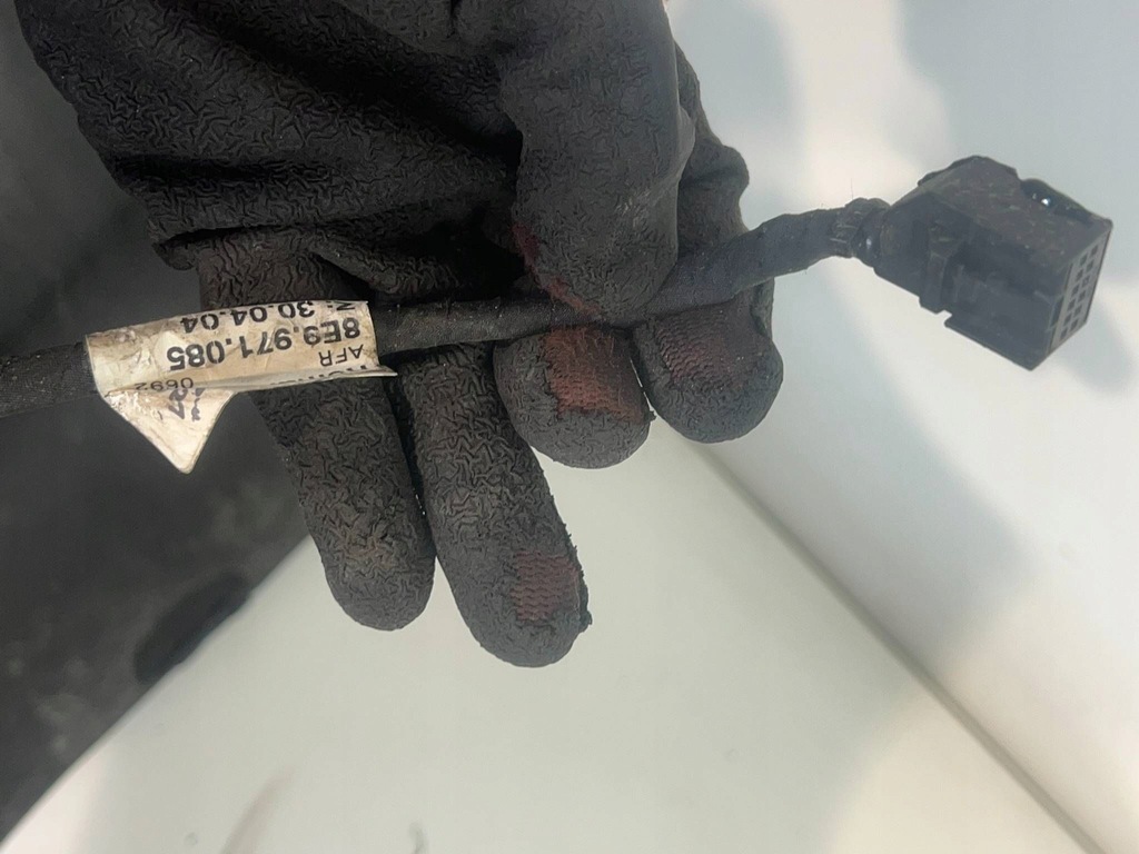 фото №10, Бампер задняя kombi ly7j pdc s-line диффузор audi a4 s4 b7 8e 8h 2007