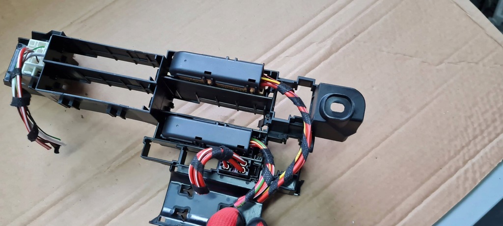 фото №9, A4 b9 8w lift корпус коробка предохранителей 8w0971845ah a5 8w