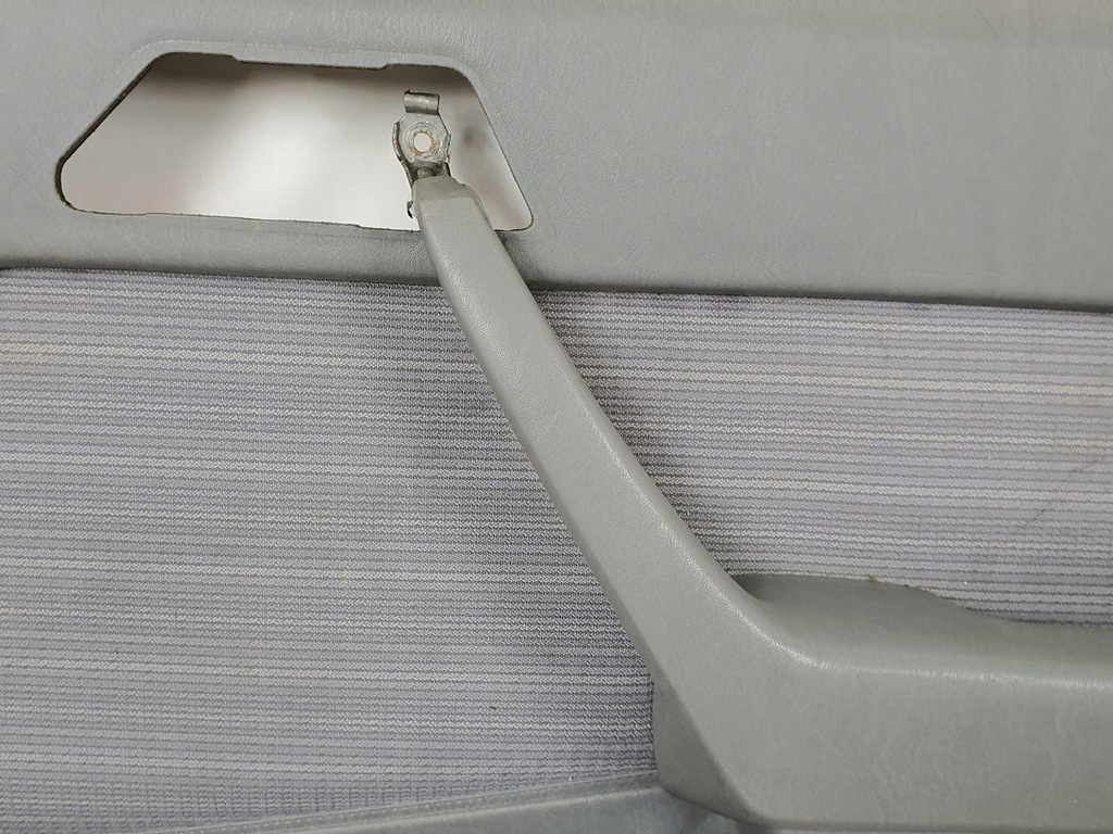 фото №4, Обивка обшивка дверь правый перед mercedes w124 coupe