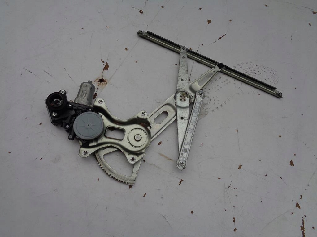 фото №1, Механизм стекло правый toyota yaris ii 2 3d