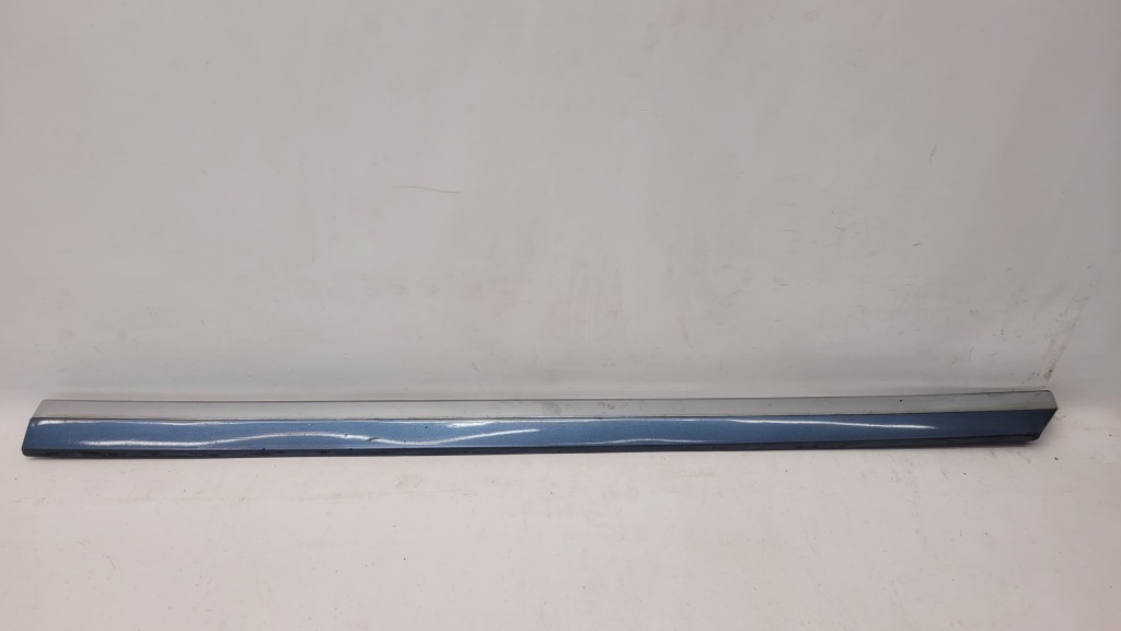 фото №1, Vw passat b8 молдинг двері права перед