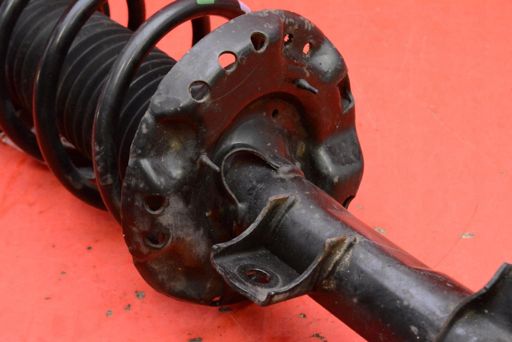 Амортизатор правий перед 54651-j9700 hyundai kona 1 1 2.0i 150 km 17-19 Київ