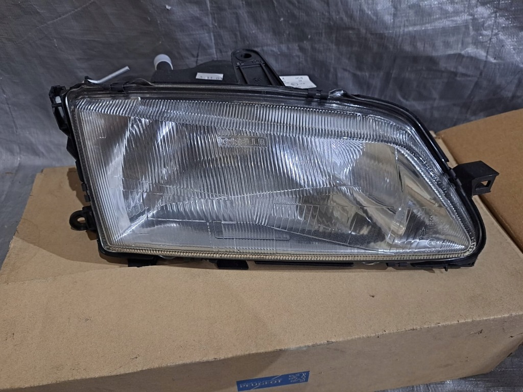 фото №1, Лампа передня права peugeot 306